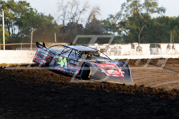 08_28_21_WoOLateModels_Davenport-33