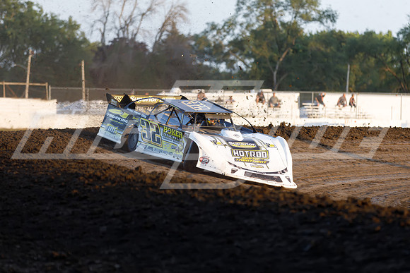 08_28_21_WoOLateModels_Davenport-36