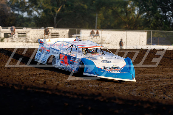 08_28_21_WoOLateModels_Davenport-12