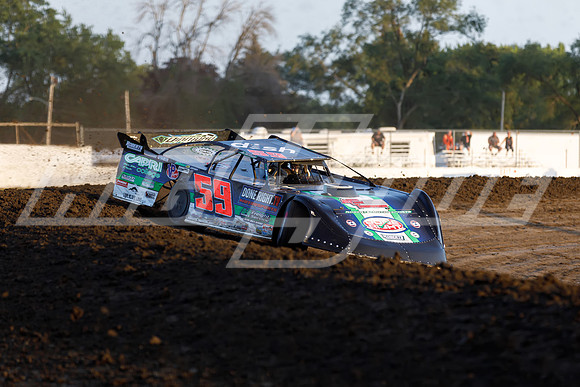 08_28_21_WoOLateModels_Davenport-29