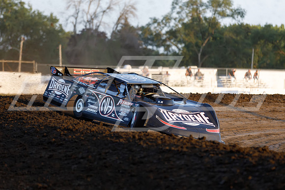 08_28_21_WoOLateModels_Davenport-39