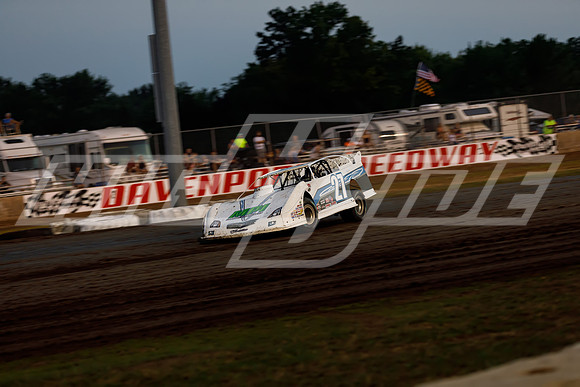 08_27_21_WoOLateModels_Davenport-38