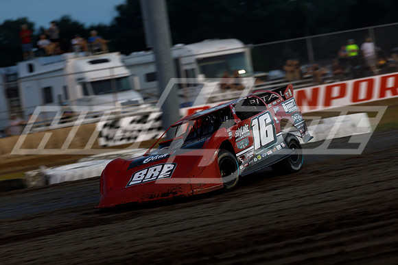 08_27_21_WoOLateModels_Davenport-36