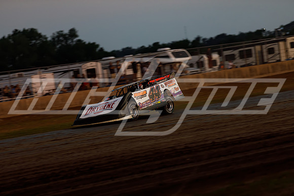 08_27_21_WoOLateModels_Davenport-35