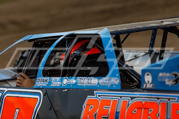 08_27_21_WoOLateModels_Davenport-27